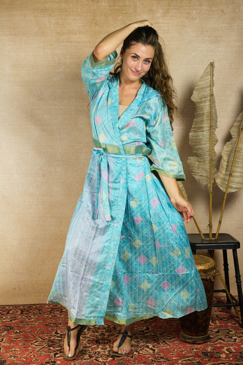 Kimono-inspiriertes Jackenkleid 'Ukiyo' mit Kapuze
