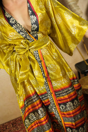 Op kimono geïnspireerde jas en jurk 'Ruhe' - Met imperfectie 