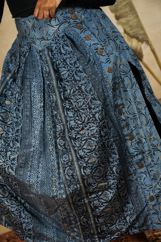 Skirt 'Pagala' • L-XL • With lining