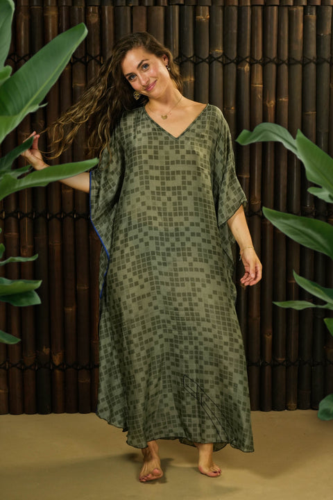 Bohemian Sustainable Fashion - Extra Large Kaftan 'Rahma' - Uma Nomad