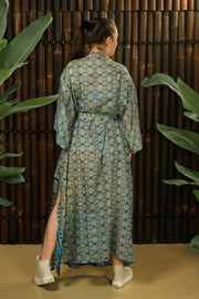 Bohemian Sustainable Fashion - Kimono-inspired Jacket and Dress 'Ruhe' - Uma Nomad